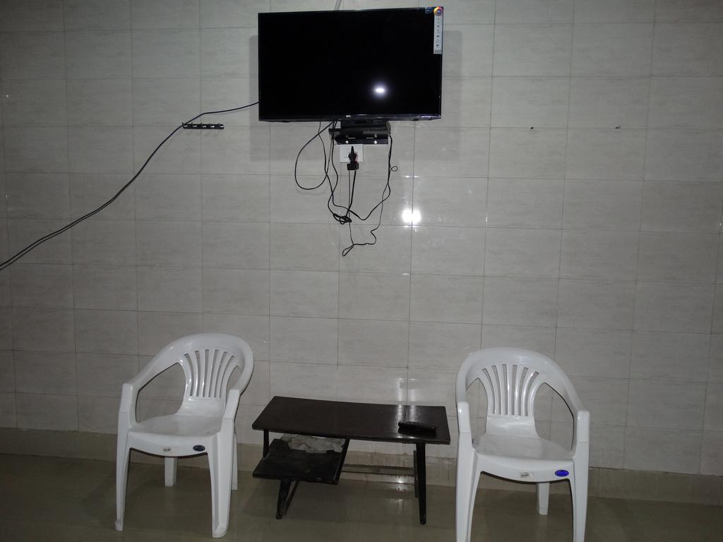 Goldy Guest House Varanasi Exteriör bild